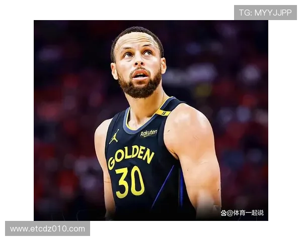 库里因膝酸痛提前退场 对阵活塞比赛缺席